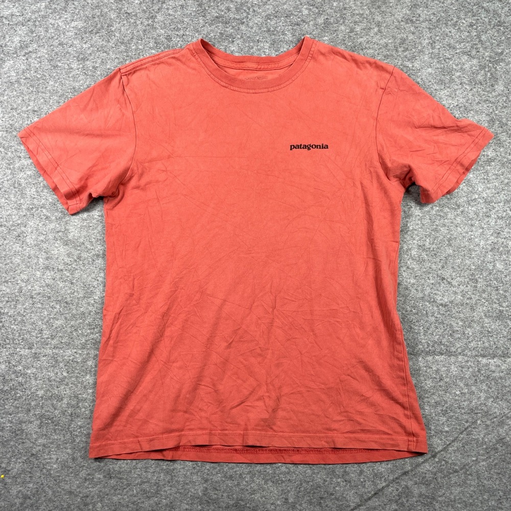 Patagonia T Shirt Mens S Orange Fitz Roy Mountain Short Sleeve Crew Neck Cotton